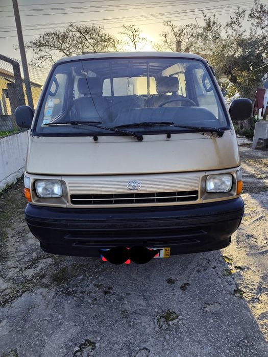 Toyota HiAce towner 94 9 lugares