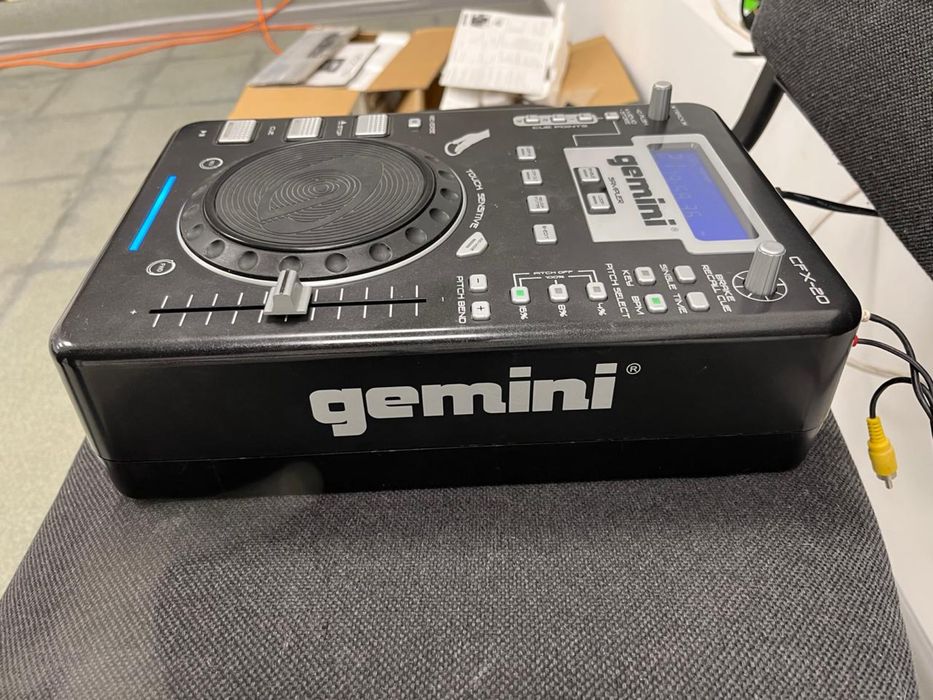 DJ-програвач Gemini CFX-20
