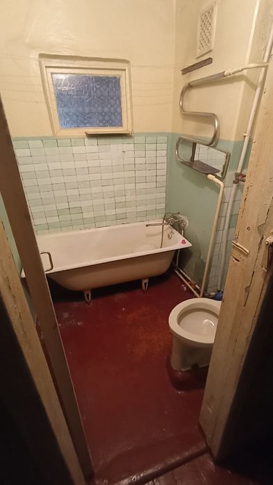 Хорошая Не дорогая 2х к квартира на Смычке 1/2 эт жилая с мебелью