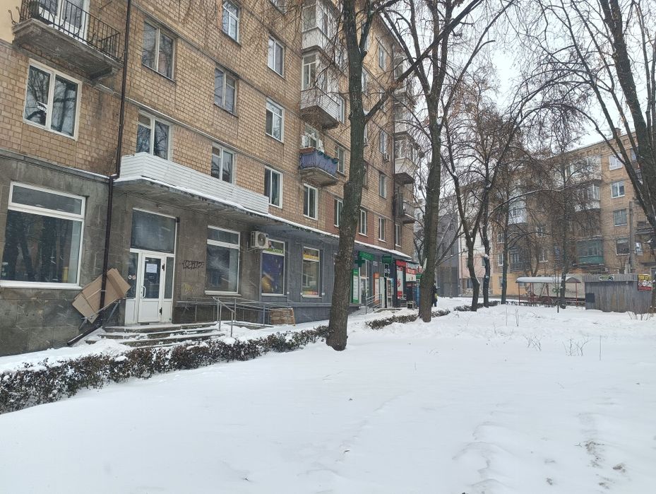 Аптека-Салон-Магазин(55м.кв) Лондонська 14