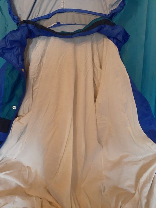 Куртка (вітрівка) нова