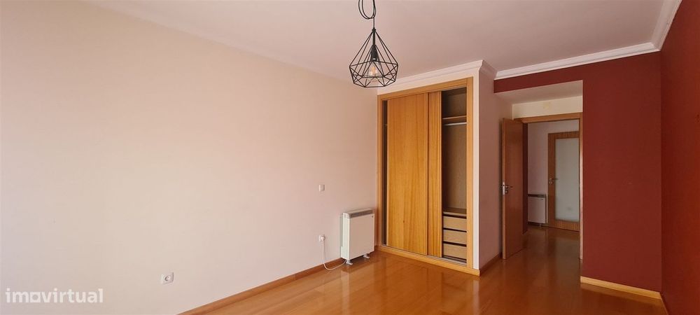 Apartamento T3 Telheiro, Leiria
