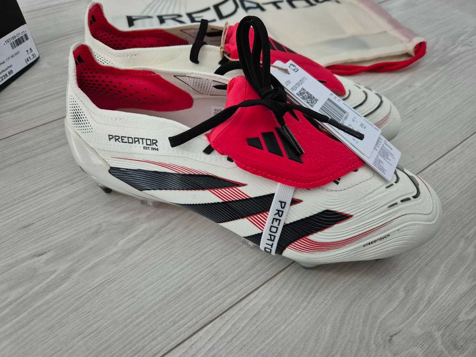 Profesjonalne korki adidas Predator Elite FT SG JQ7821 rozmiar 41 1/3