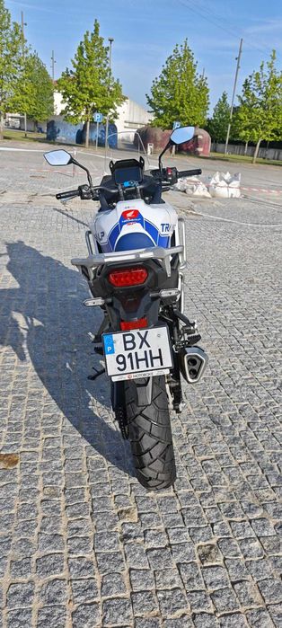 Honda Transalp SP 2025 1600km c/ extensão de garantia HondaPLUS