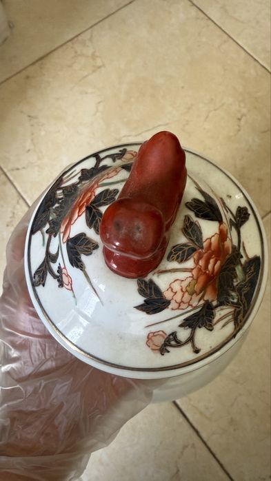 Jarra chinesa com tampa