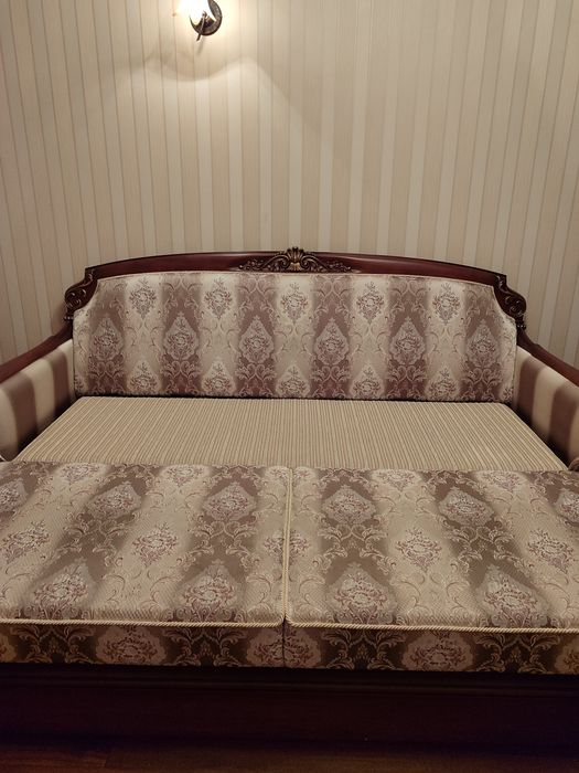 Комплект меблів у кабінет