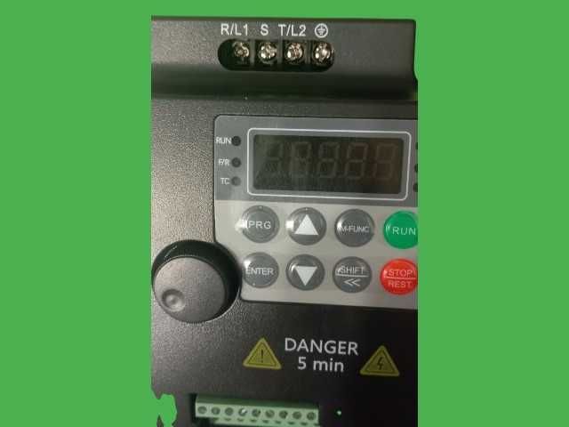 Частотний перетворювач 2.2 кВт 380-380