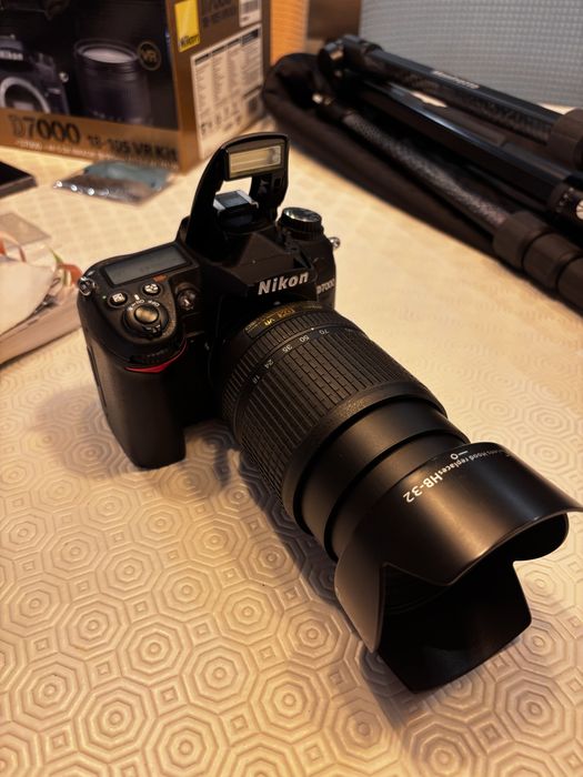 Câmera DSLR Nikon D7000 em excelente estado