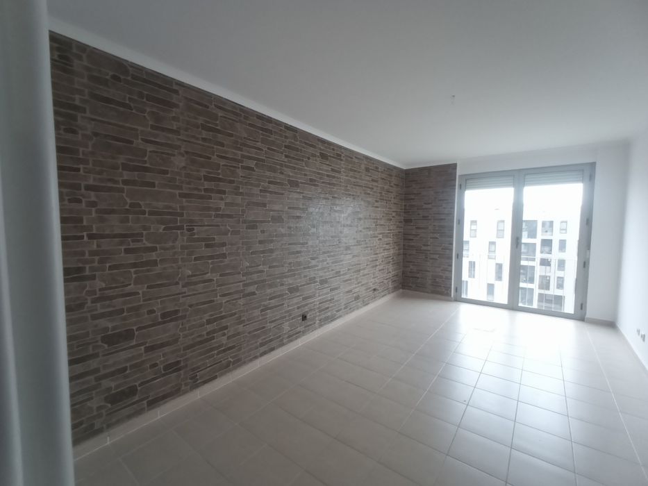 Apartamento T3 central,  Com garagem