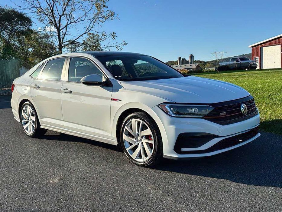 Volkswagen Jetta GLI Autobahn      2019