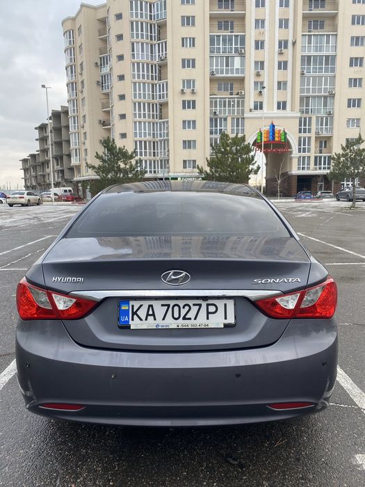 Продам HYUNDAI Sonata yf