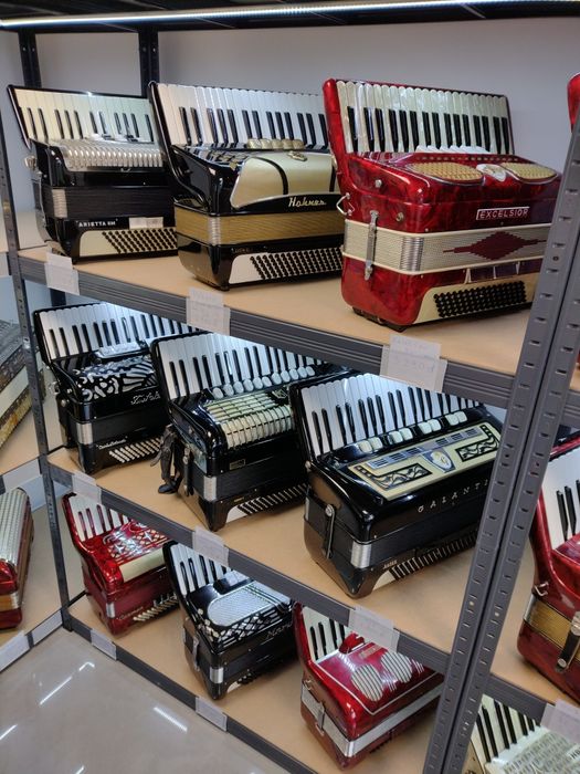 Naprawa i sprzedaż akordeonów-korekty stroju-SERWIS!!!