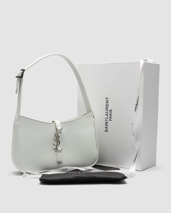 Сумка YSL Yves Yves Saint Laurent Hobo Le 5 a 7 Bag in White/Silver