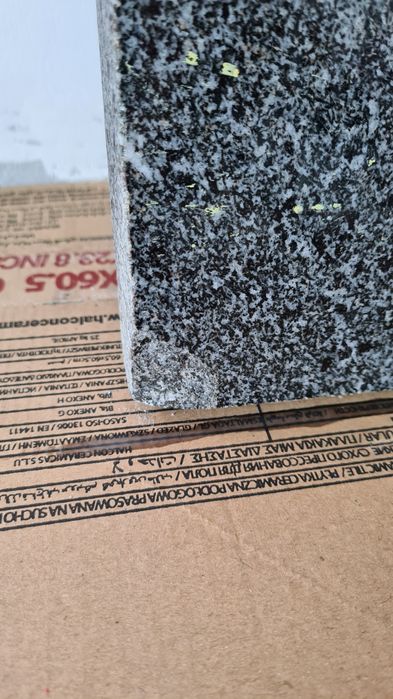 Vendo pedra em granito preto ARACRUZ.