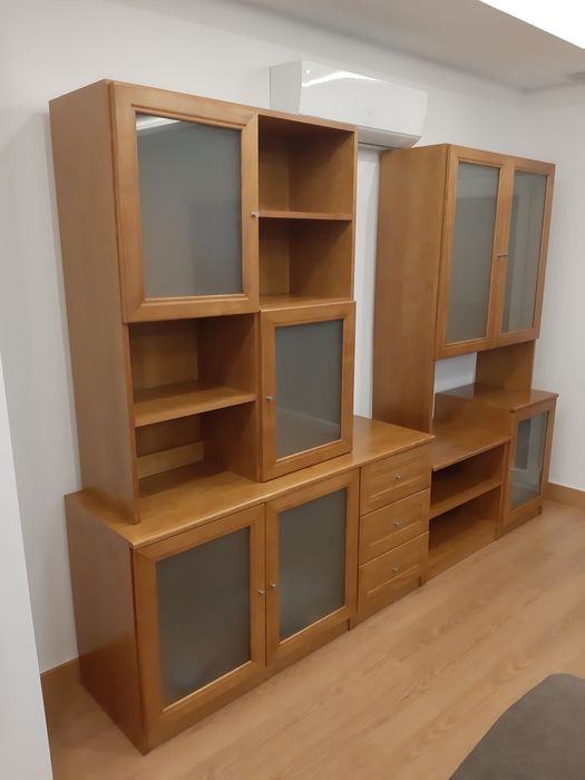 Mobilia sala em pinho mel