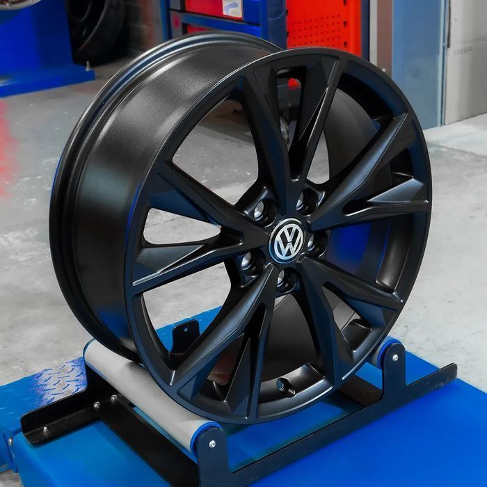 FABRYCZNIE NOWE Felgi 18" Volkswagen Golf Touran Passat Tiguan