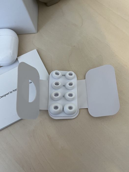Apple air pods pro 3