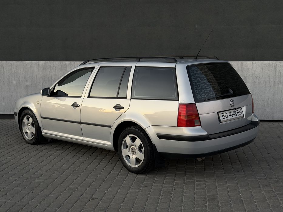Volkswagen Golf 4 автомат, кондиціонер