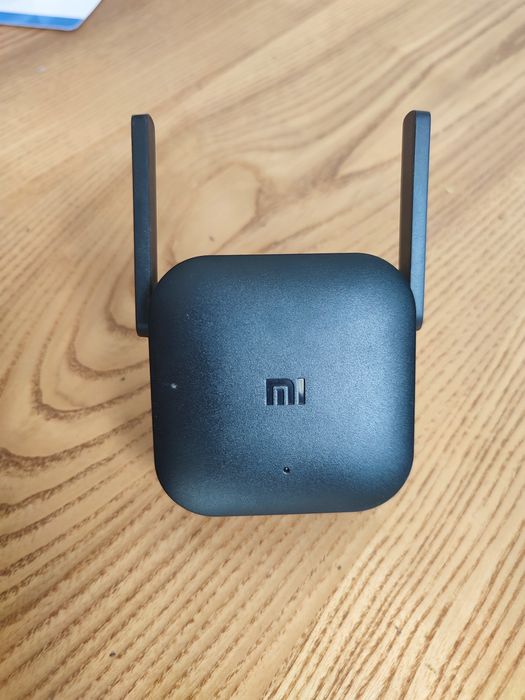 Посилювач wi fi сигналу. Mi wifi extender pro