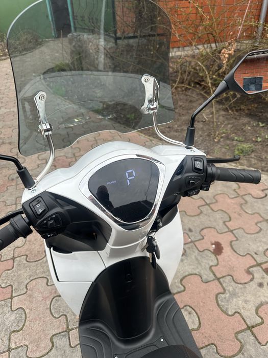 Електроскутер Sok moto SH 72V