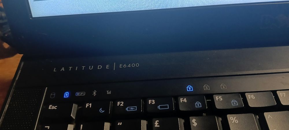 Laptop Dell E6400 na części.