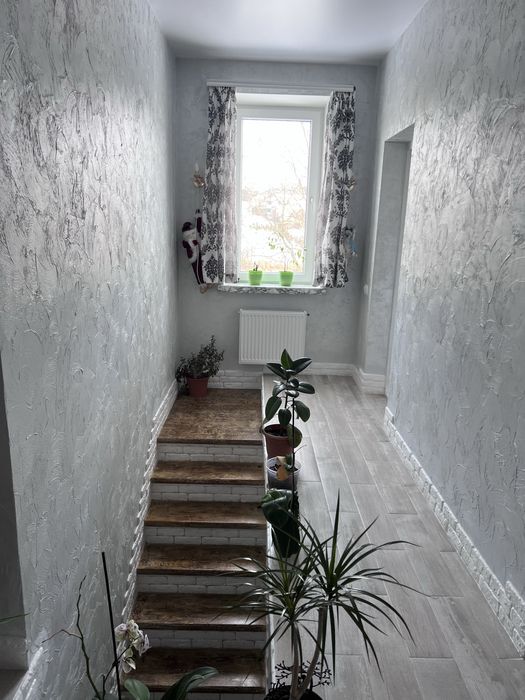 Продам будинок .