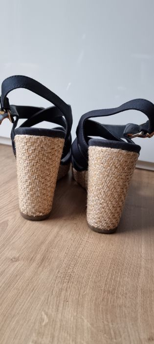 Sandały na koturnie Tommy Hilfiger roz41