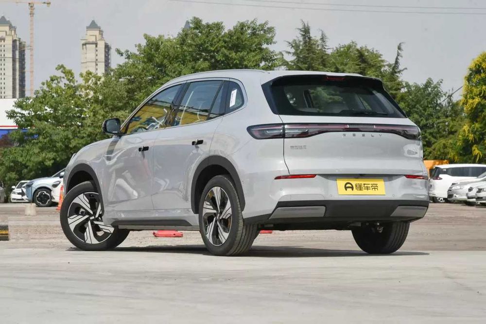 Електричний кросовер GEELY EX5 .  AUTOCHINA  Кривий Ріг .