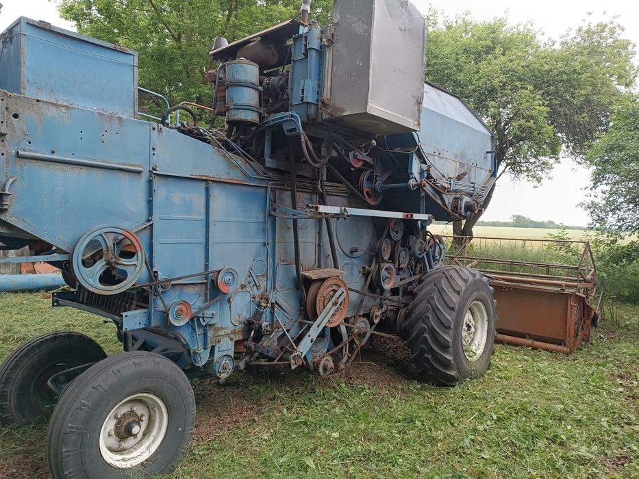 Продам комбайн Енісей