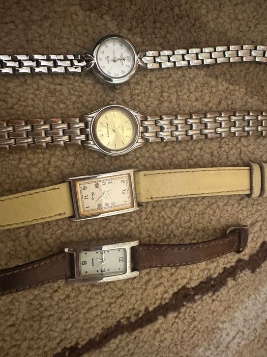 Zestaw 4 damskich zegarków vintage