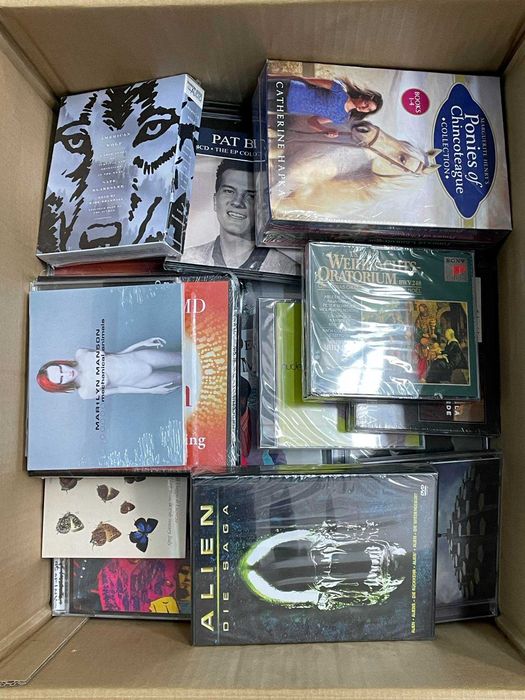 Płyty CD Box Mix Nowe Zarobek 90 sztuk