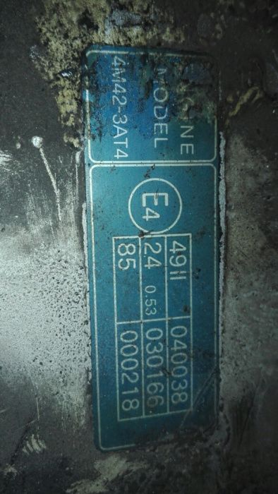 Motor e caixa Mitsubishi fuso 4m42