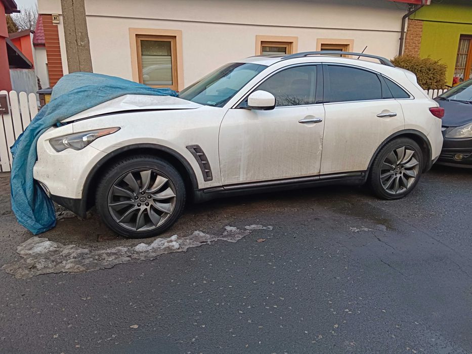 Infiniti fx37 2013