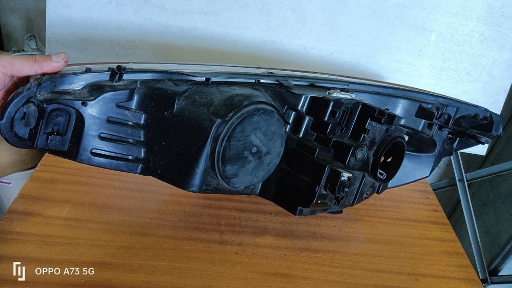 Farol Peugeot 308 ótica direita 2008