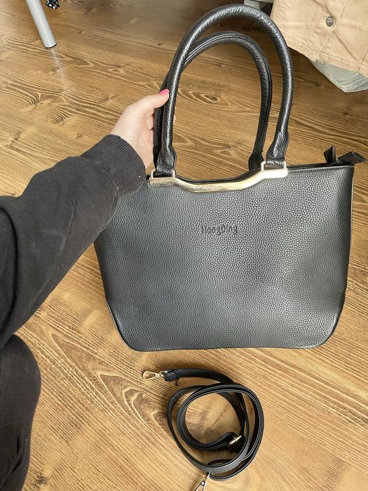 Torebka czarna piękna