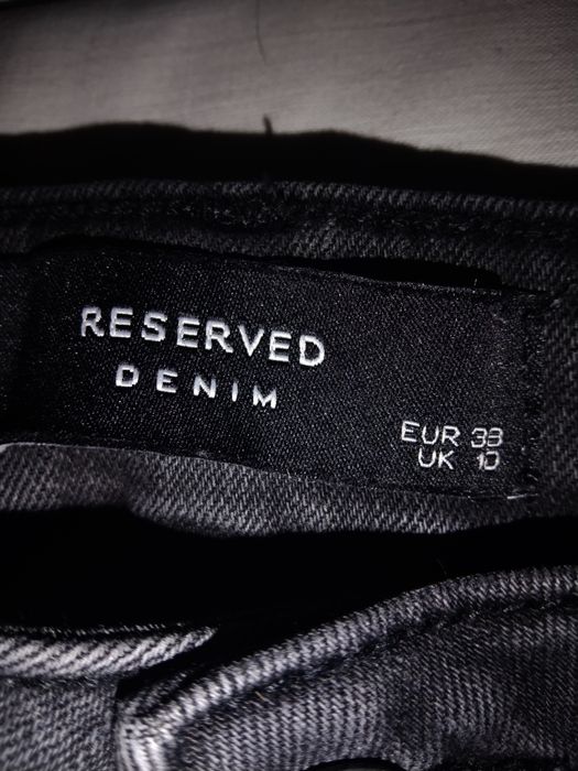 Sprzedam Spodnie Damskie Jeans, Skinny, rozmiar M, marki Reserved.