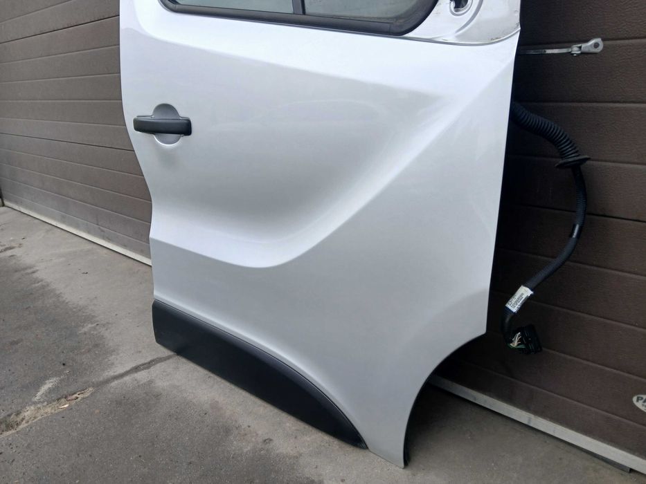 opel vivaro b drzwi przód prawe lewe przesuwane L474