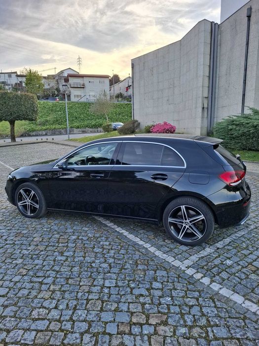 Mercedes Benz a250e 8G-DCT