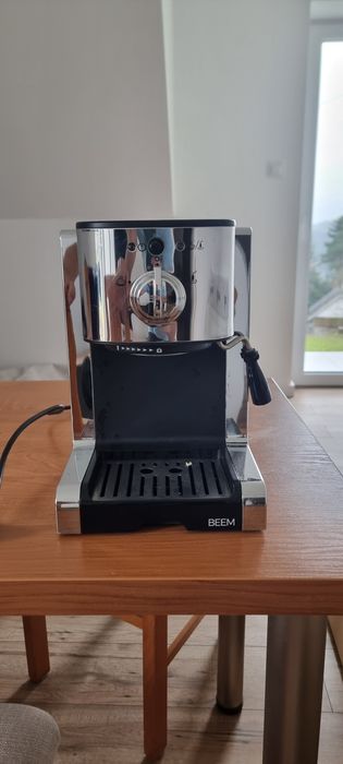 Ekspres kolbowy BEEM + spieniacz mleka
