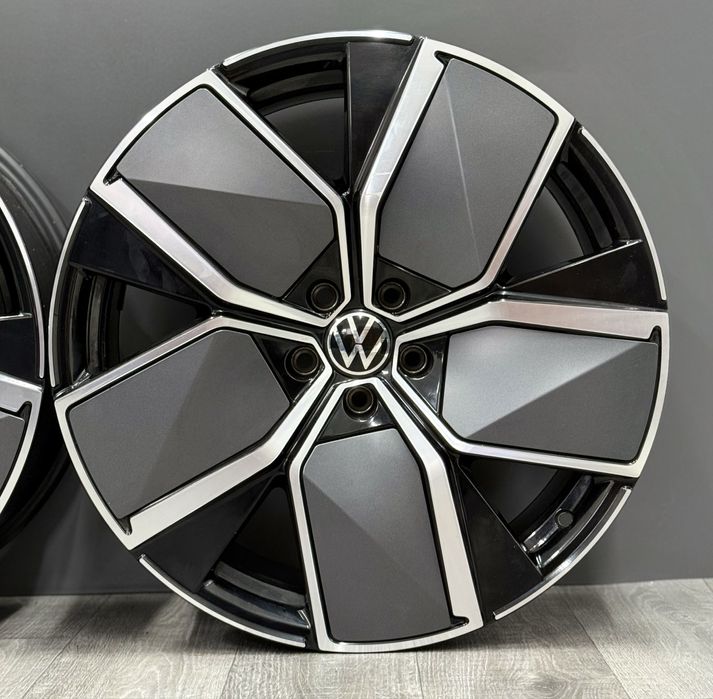 Оригінальні диски VW Touareg LEEDS 21 R21 760601025AM R Line