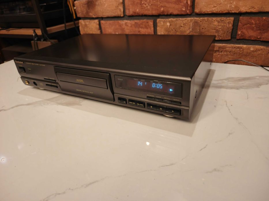 TECHNICS SL-PG490 ! Porządny odtwarzacz Cd do naprawy