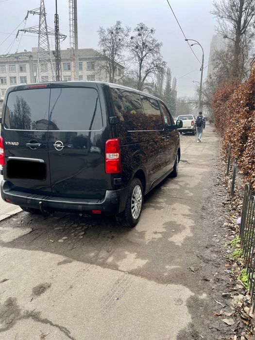 Продам Opel Vivaro
