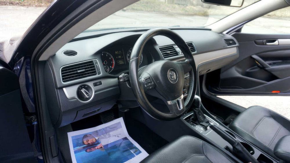 Volkswagen Passat      2013