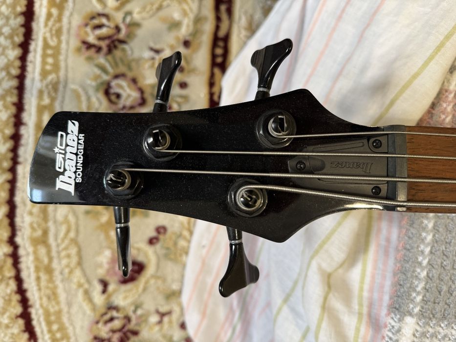Ibanez GSR 200B (Бас гітара)