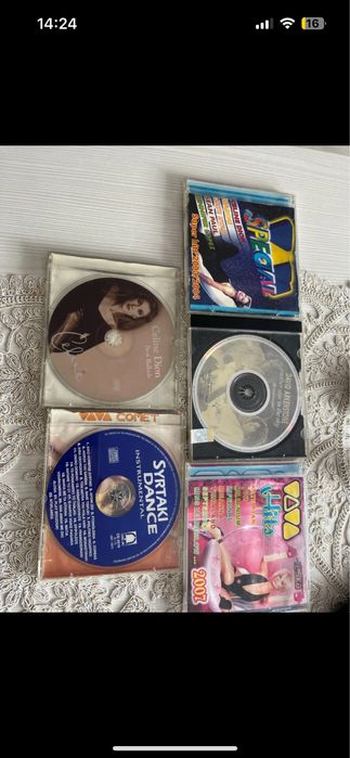 Płyty CD z rożnych lat
