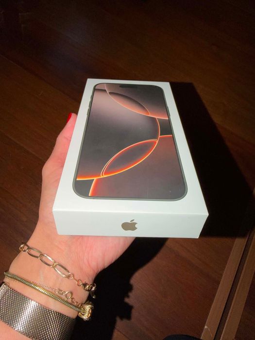 Telefon iPhone 16 pro max