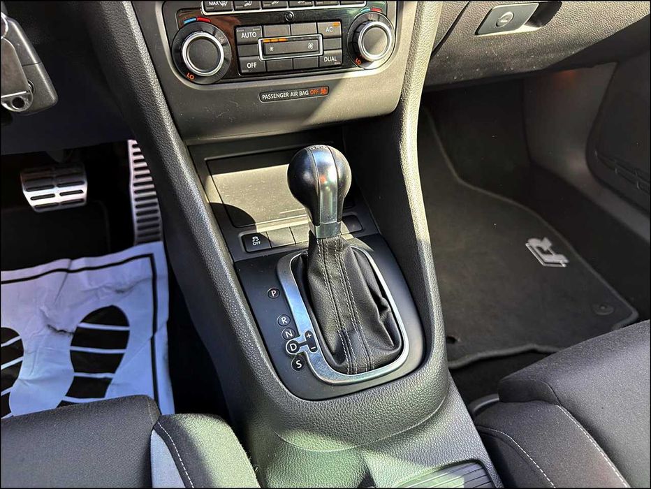 Volkswagen Golf R - Excelente Estado