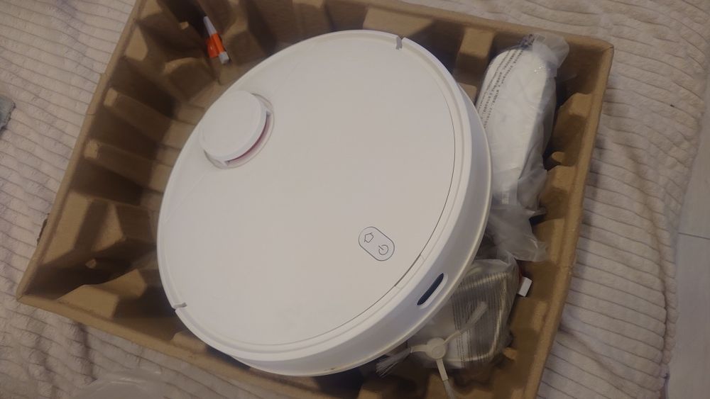 Продам робот пилесос Xiaomi S10