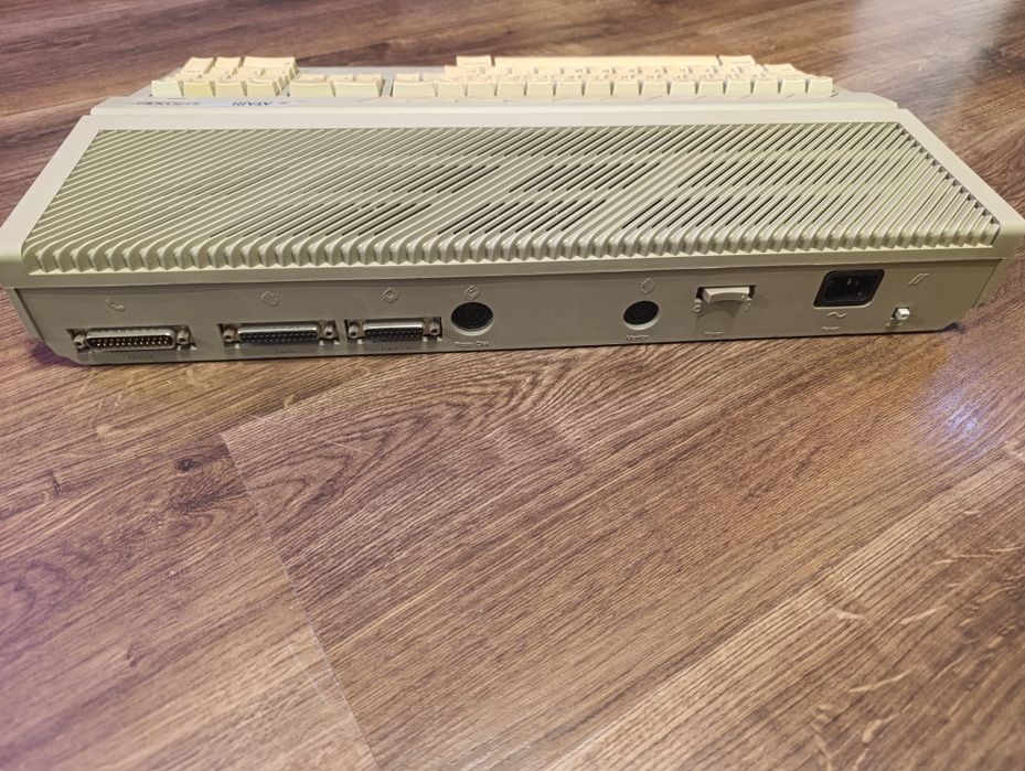 Atari 1040STf, sprawne zestaw, mysz, adapter , RGB, quick shot