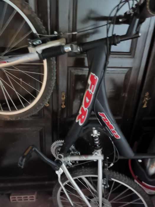 Bicicleta com pouco uso